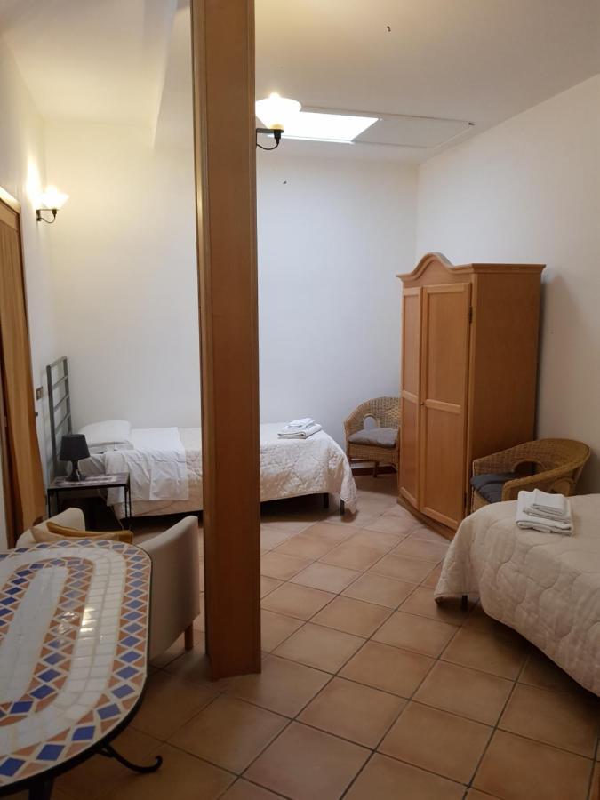 Soriano44 Bed & Breakfast 3*