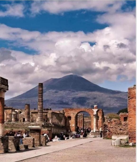 Holiday home Napoli&love Bovio Centro Storico *
