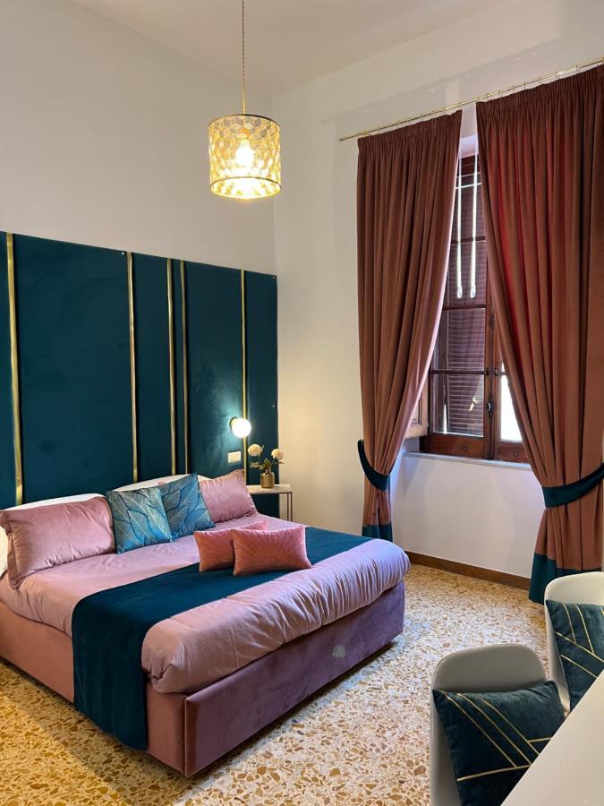 La Lepre Felice-bovio Naples