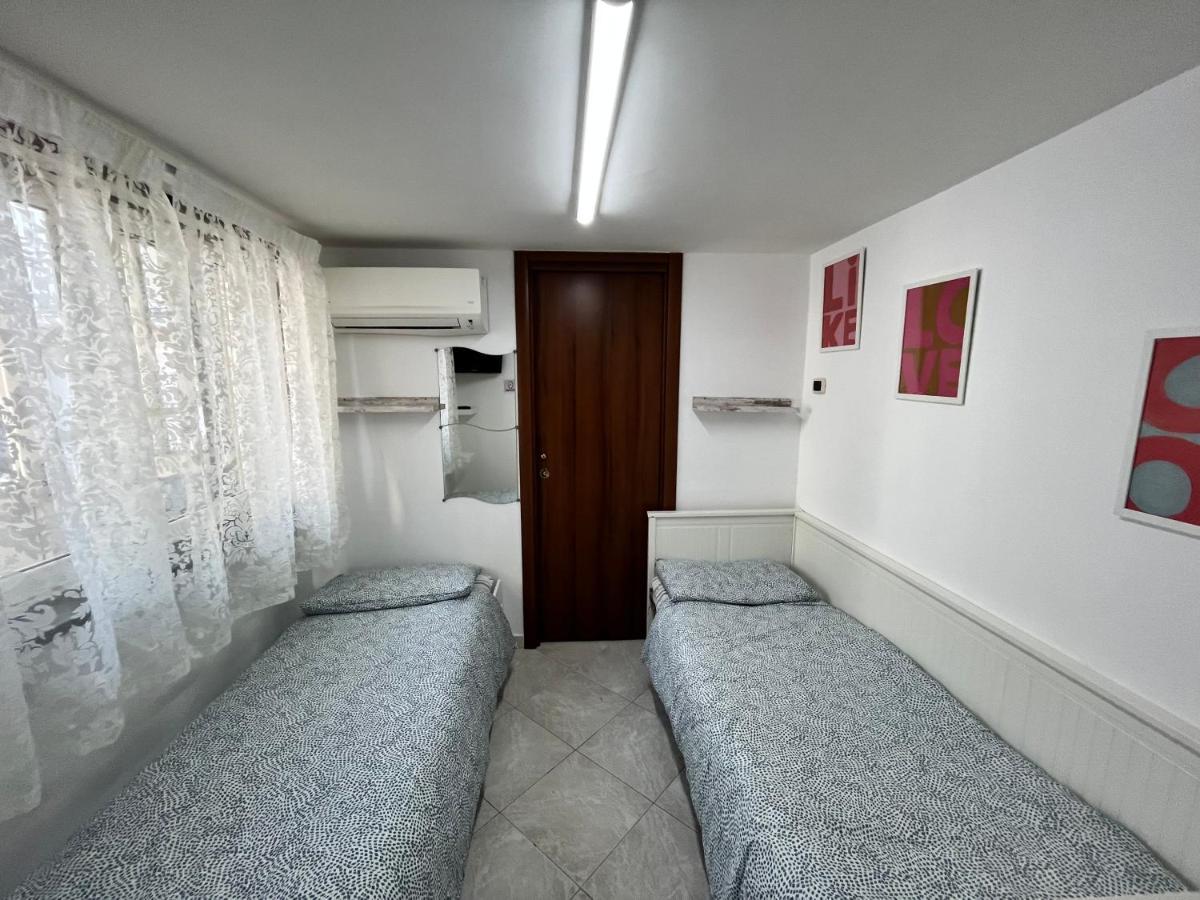 Regy Bed & Breakfast *
