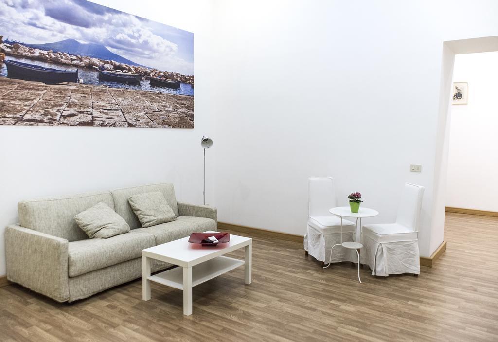 Palazzo Ruffo Di Bagnara Bed & Breakfast Naples