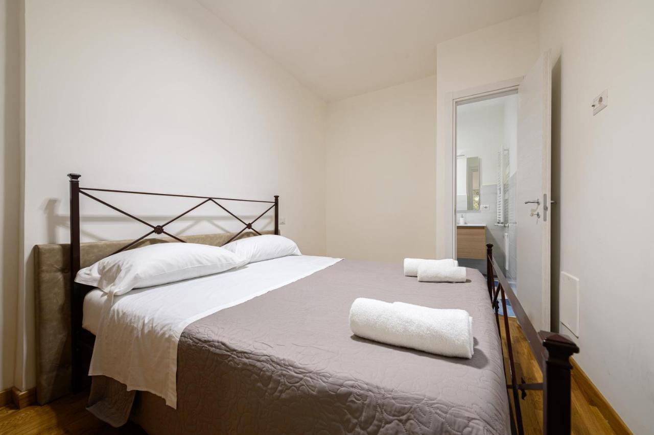 Piazza Portanova Apartment Naples