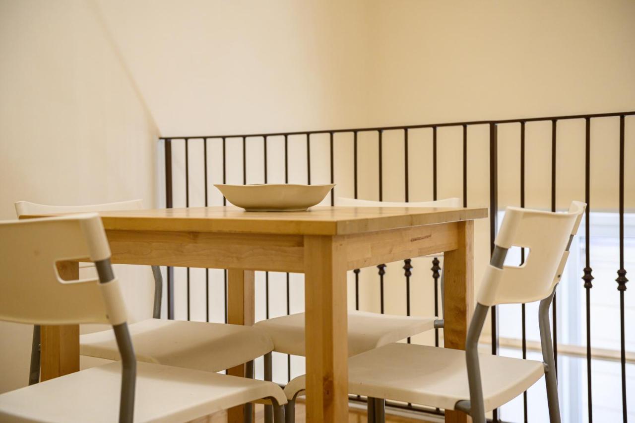 Piazza Portanova Apartment Naples