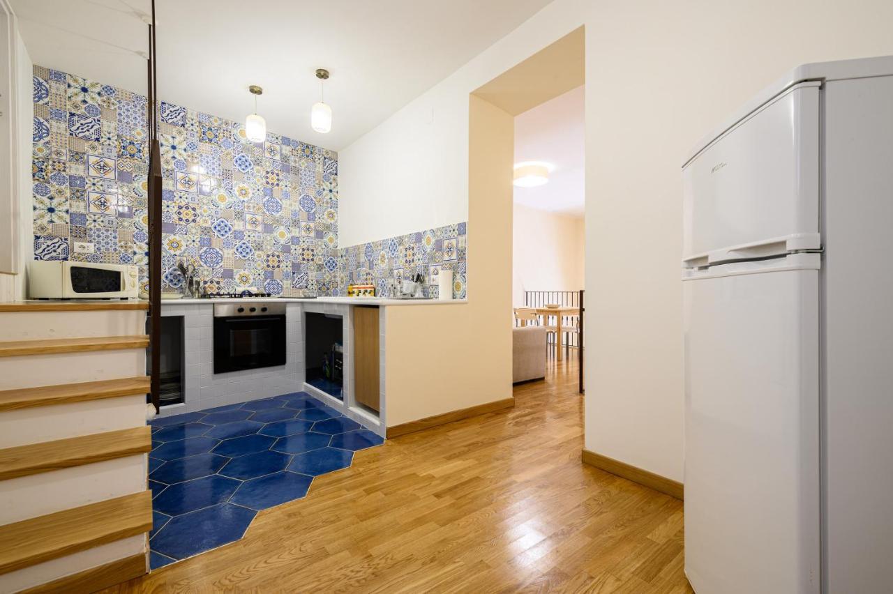 Apartment Piazza Portanova *