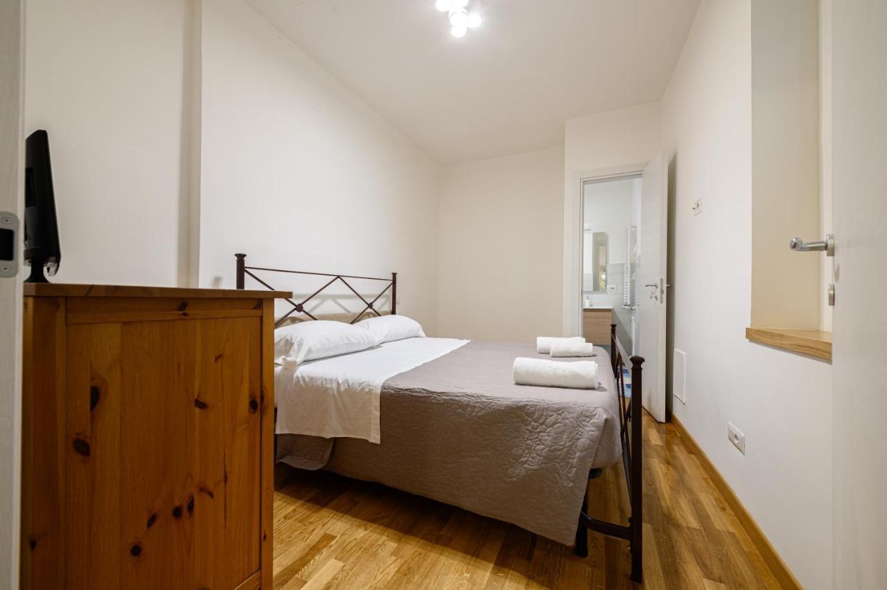 Piazza Portanova Apartment *