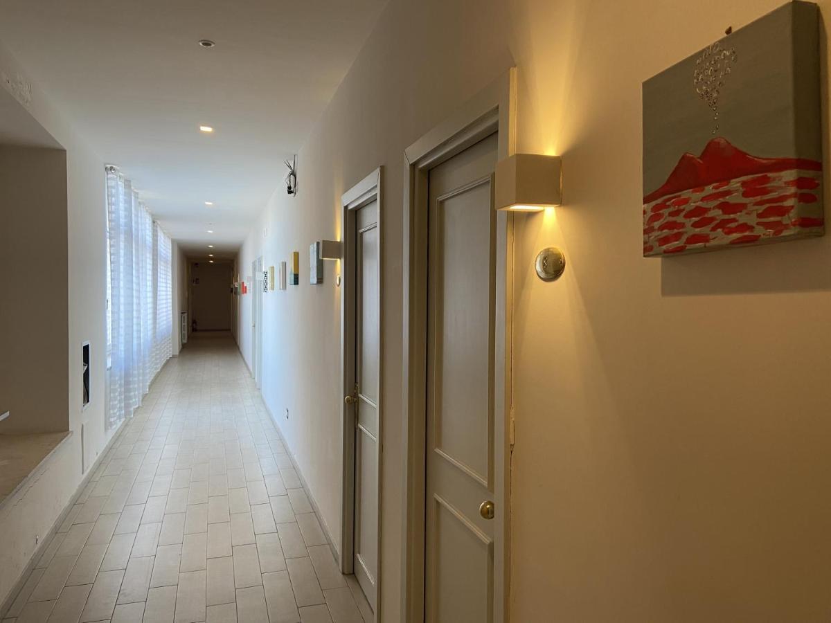 Up Hotel