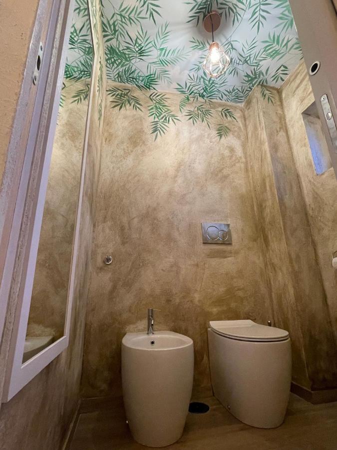 Urban Jungle Bed & Breakfast *