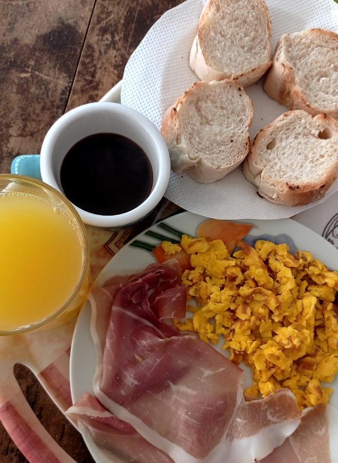 Napul'e Bed & Breakfast