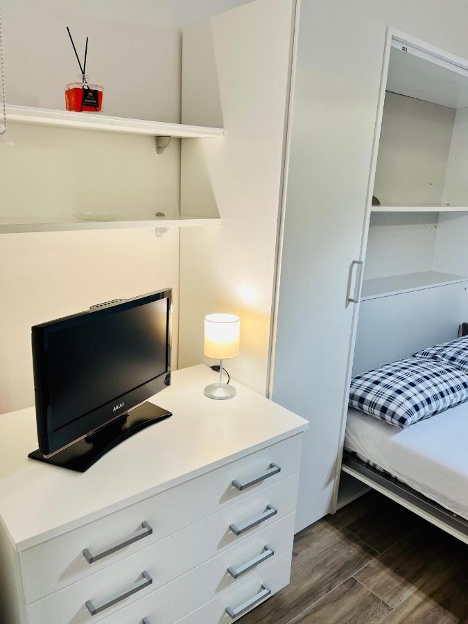La Vacanzella Al Gesu' Nuovo Apartment Naples