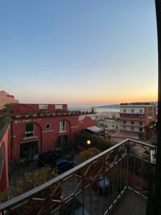 Sunset Apartment *