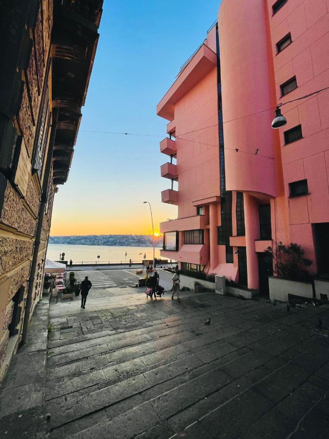 Chiatamone Relais Apartment Naples