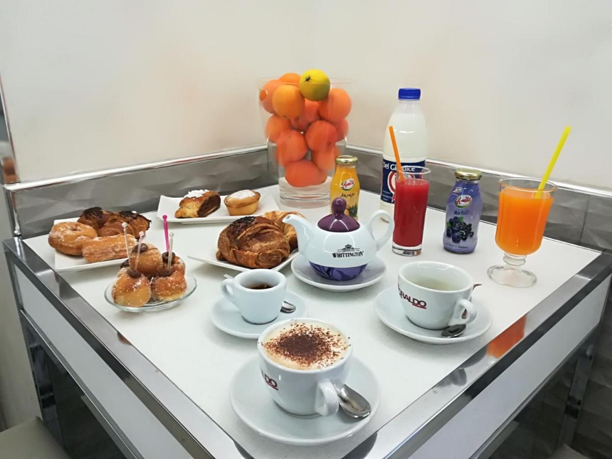 Bed & Breakfast Maison La Mitra - Dimore Partenopee 2*