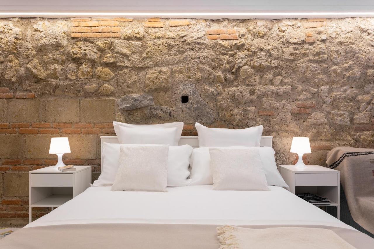 Apartment Al Cristo Velato - Historical Center -