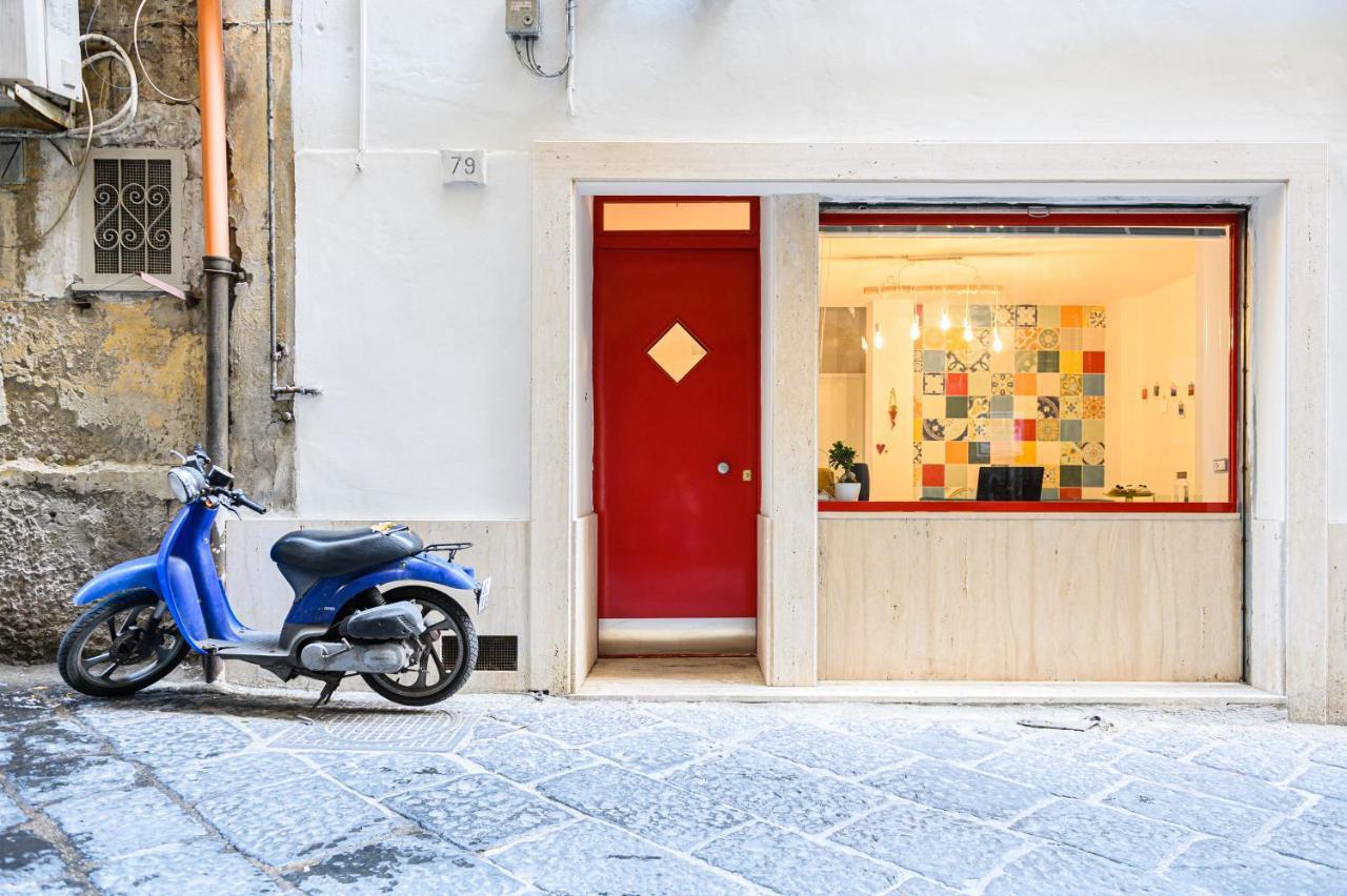 L'aurora Naples