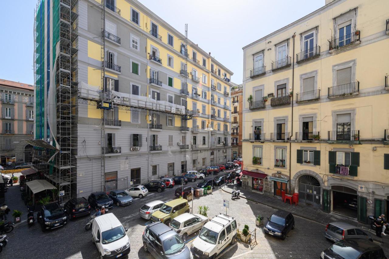 Piazza Portanova Apartment Naples