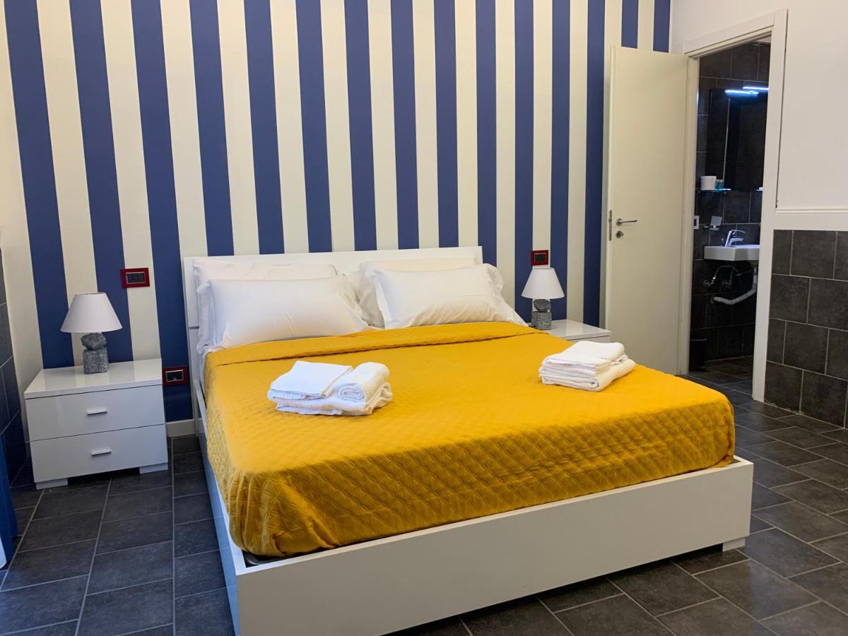 Guest house Yacht Club Angioino Naples