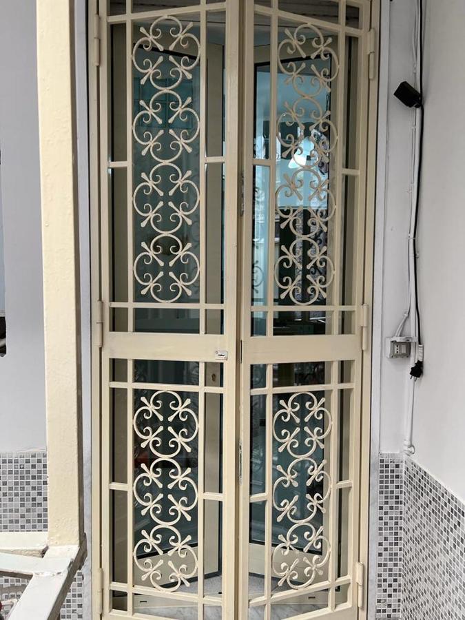 Diamond Apartment *