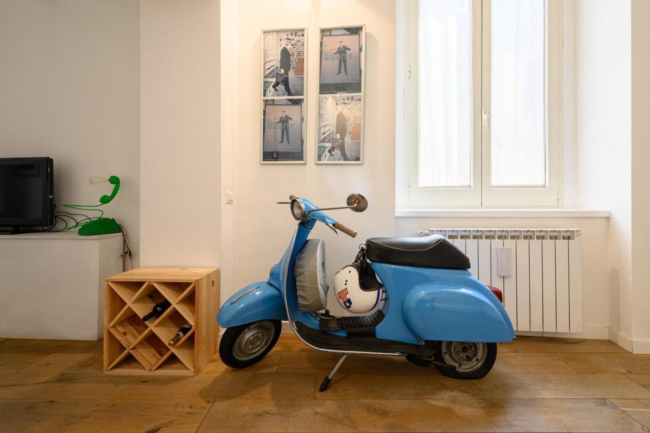 Apartment Vespa Naples