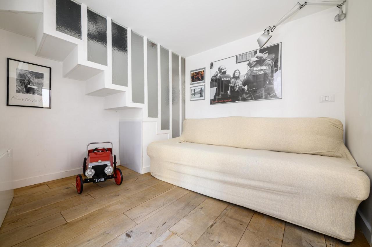 Vespa Apartment