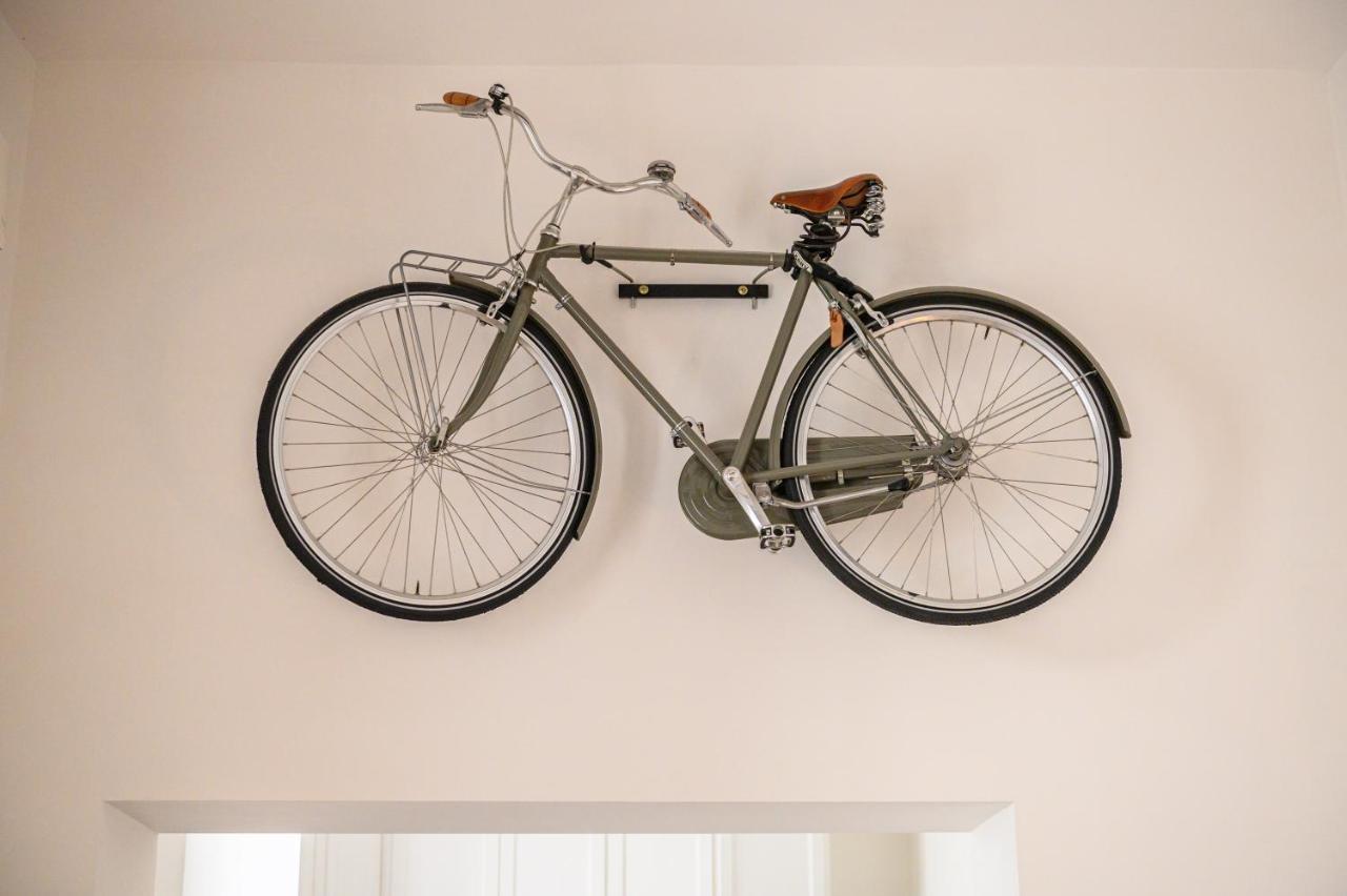 Vespa Apartment Naples