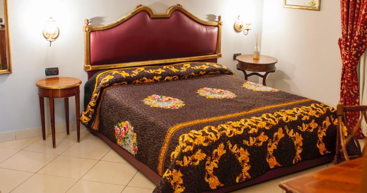 Serena Hotel 3*