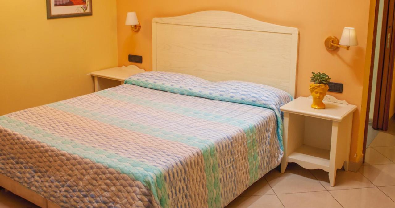 Serena Hotel Naples