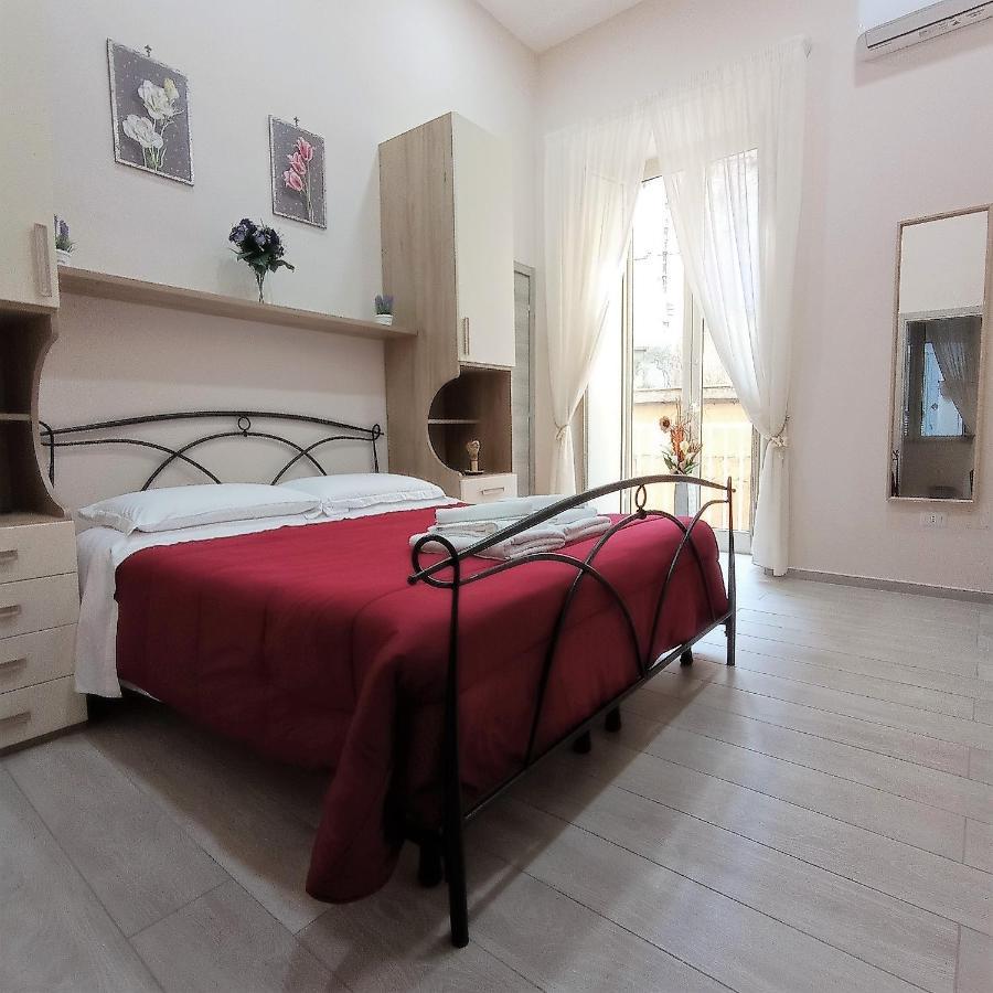 Essenza Di Bed & Breakfast Naples