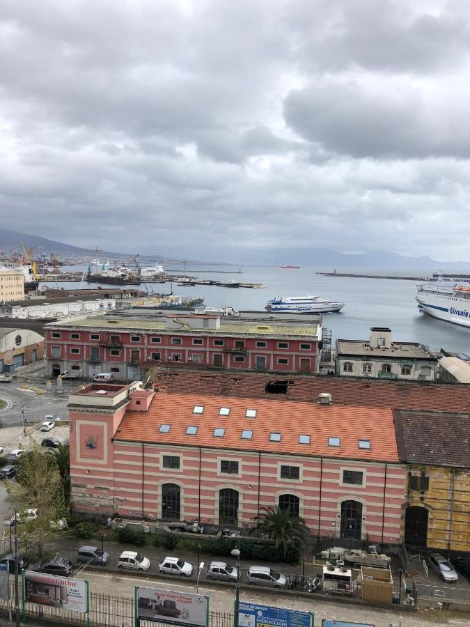 Marina Sky 8 * Naples