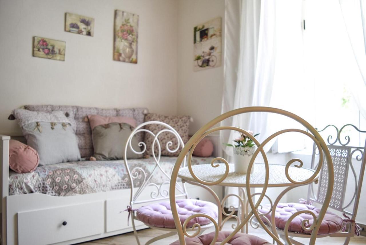 Maison La Mitra - Dimore Partenopee Bed & Breakfast 2*