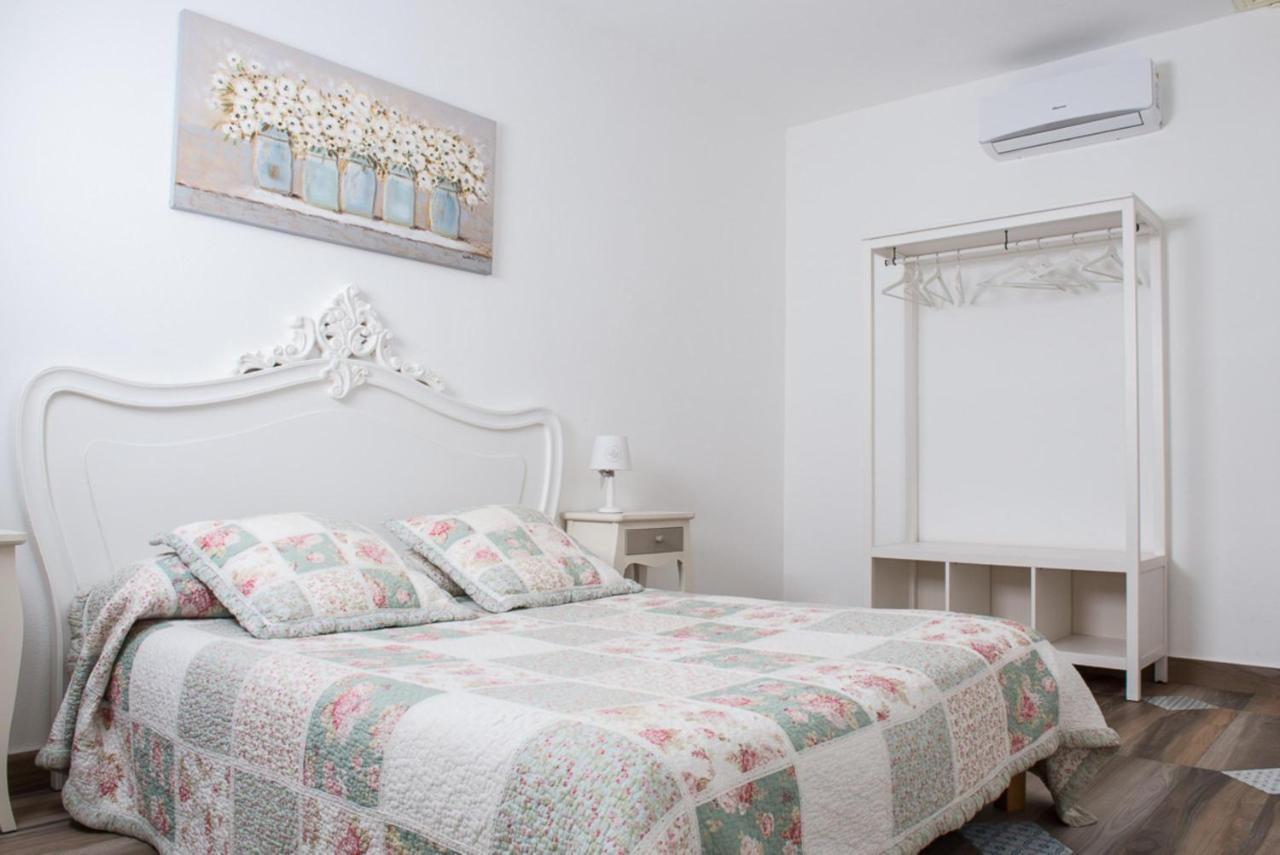 Maison La Mitra - Dimore Partenopee Bed & Breakfast 2*