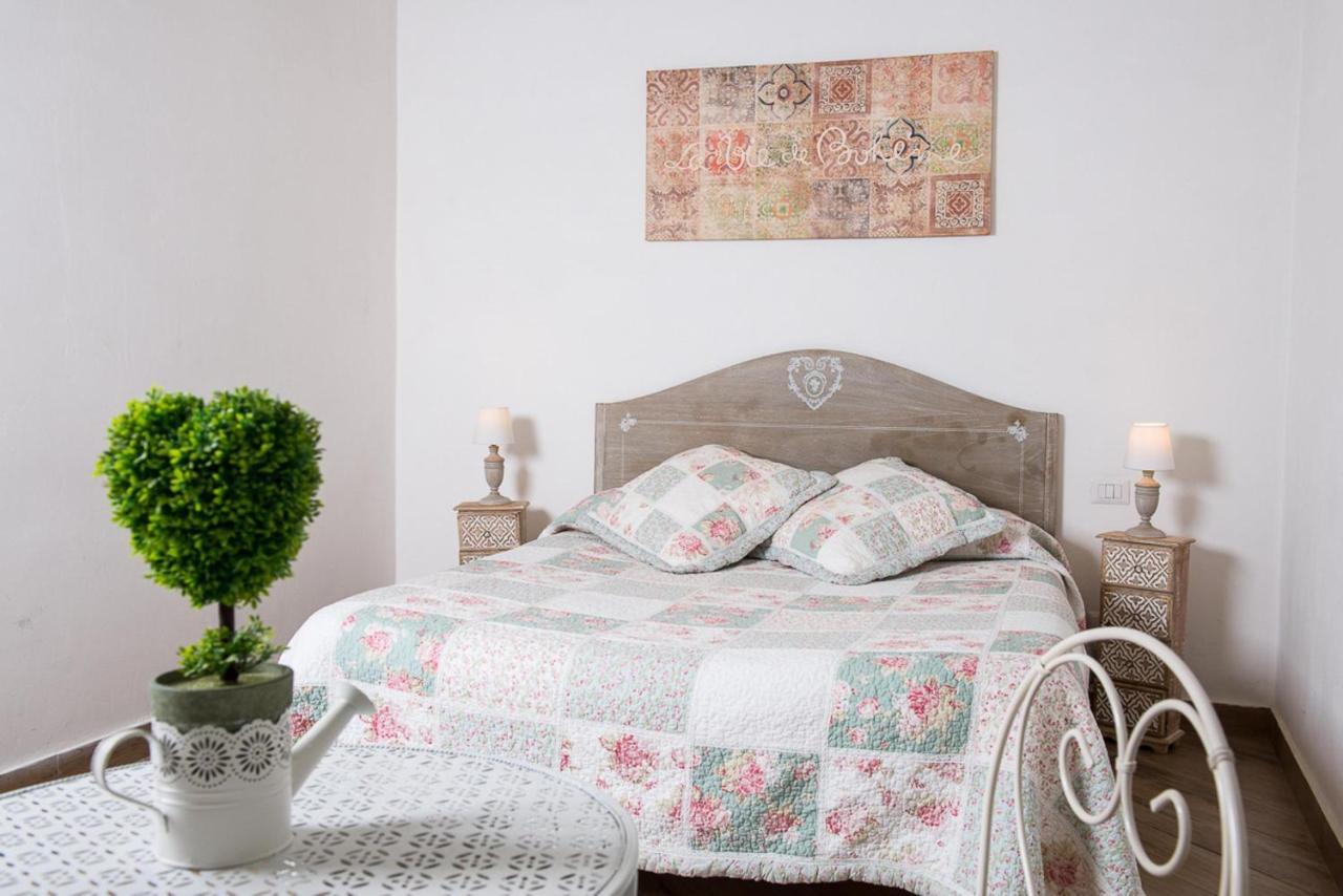 Maison La Mitra - Dimore Partenopee Bed & Breakfast 2*