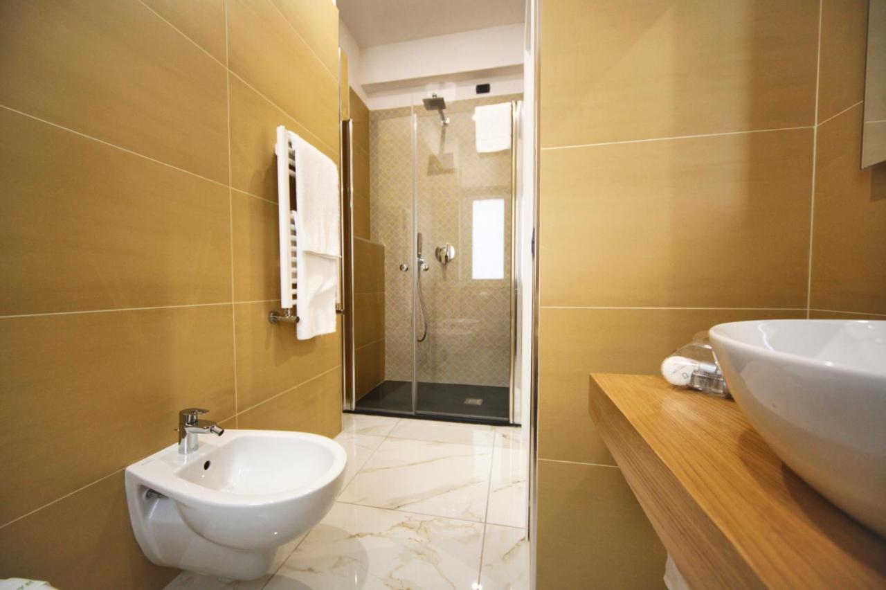 Be-coloured Guest house *