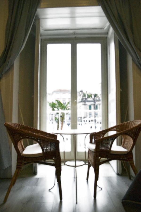 Vanzi Naples