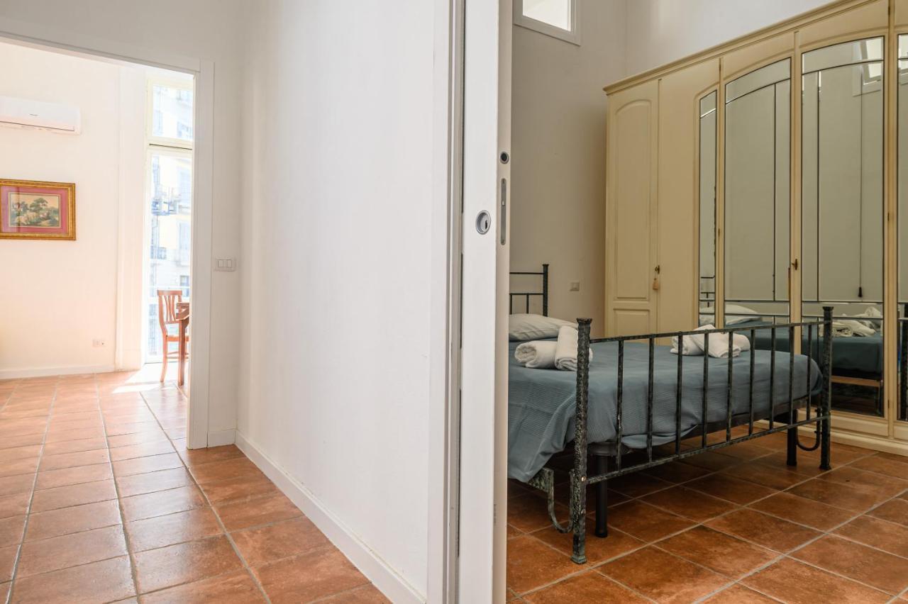 Piazza Portanova Apartment