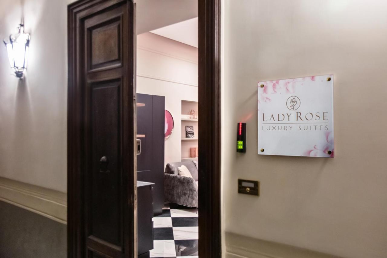 Lady Rose One Naples