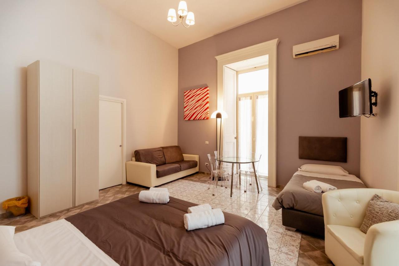 Guest house Trinita In Toledo Street Naples