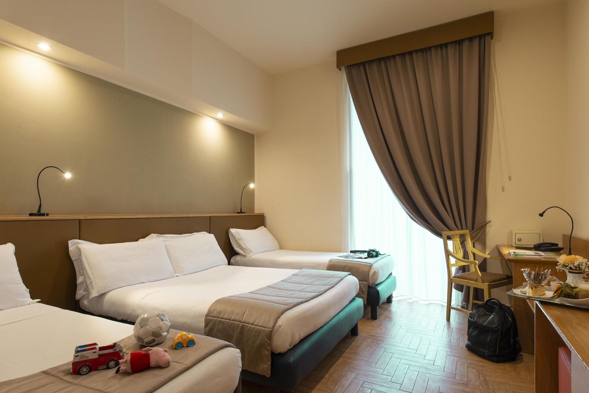 Hotel Grand Europa & Restaurant Naples