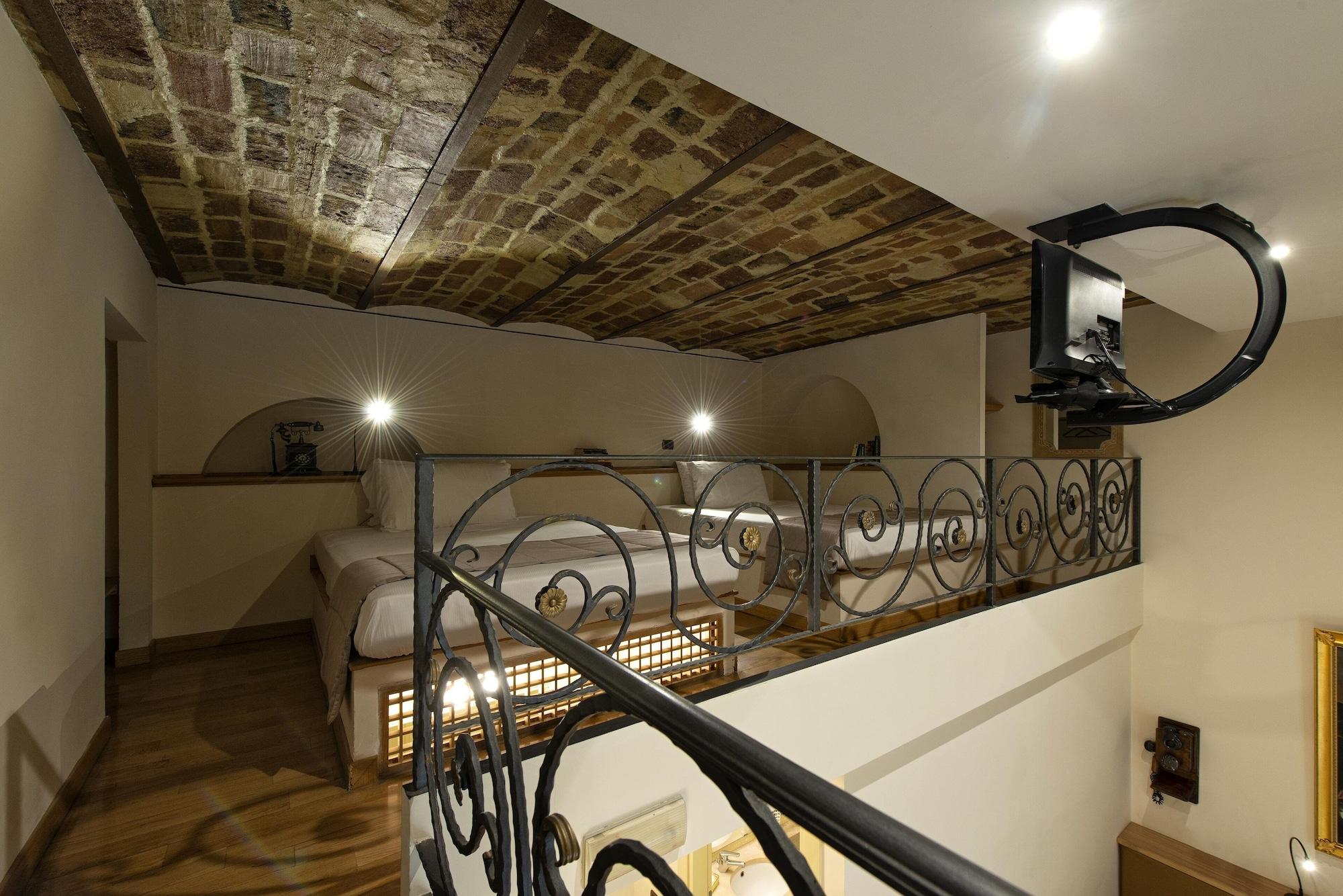Hotel Grand Europa & Restaurant Naples