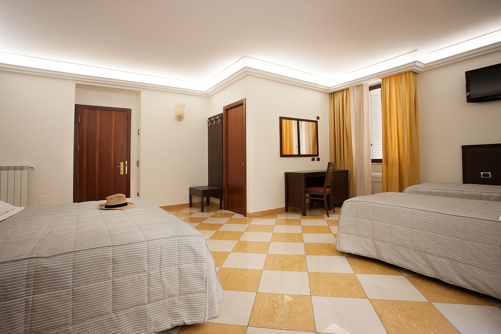 Del Golfo 3* Naples