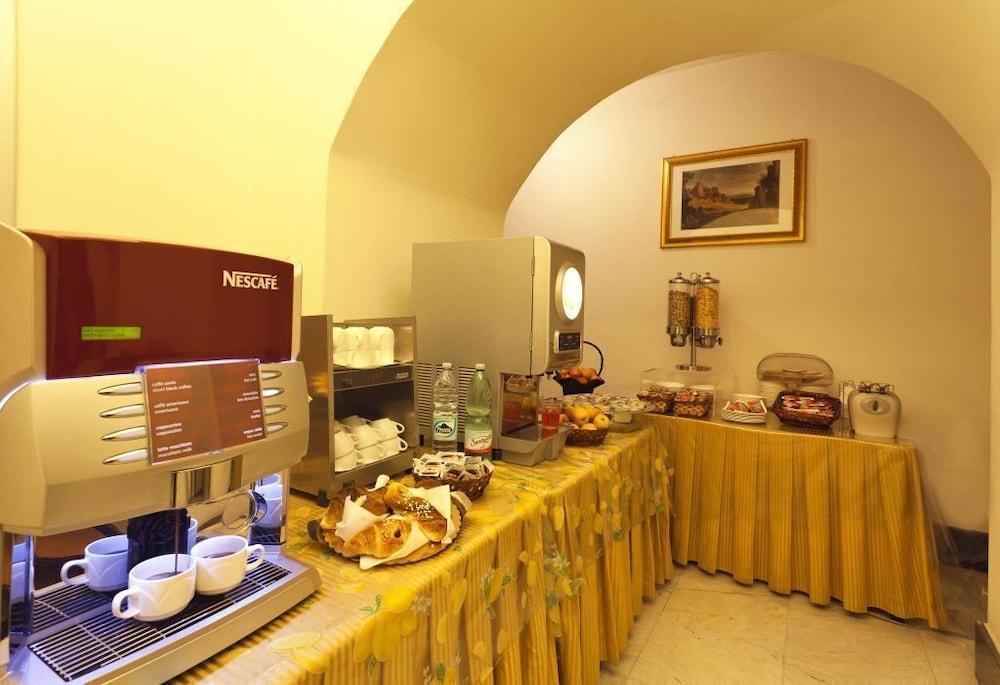Del Golfo 3* Naples