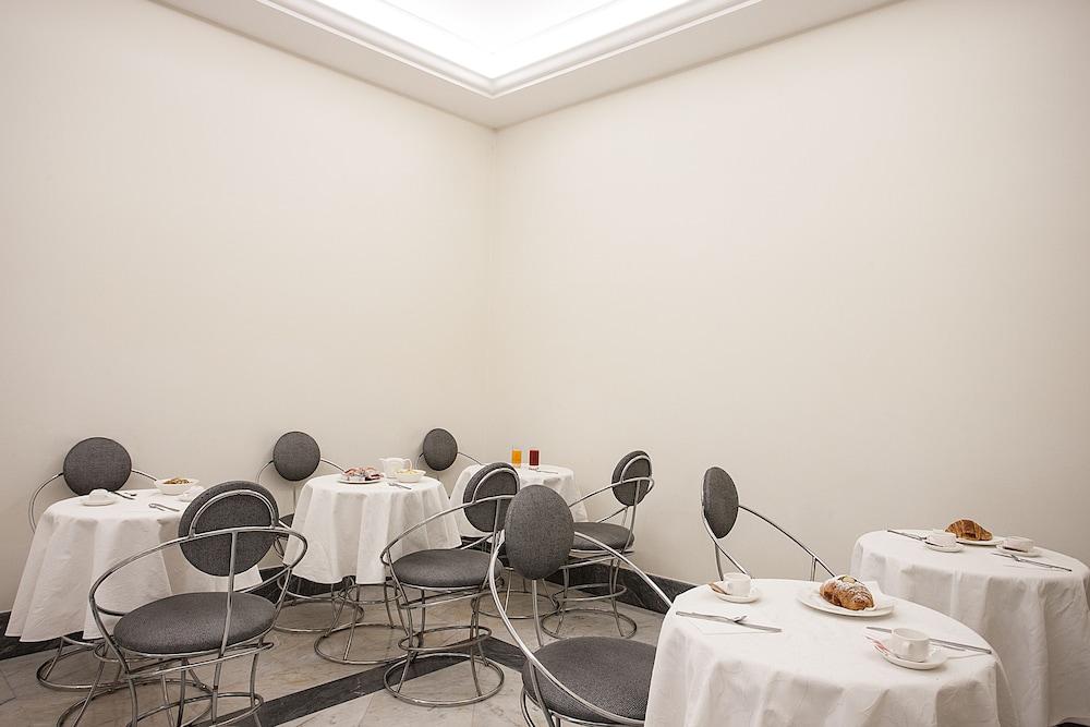 Hotel Del Golfo Naples