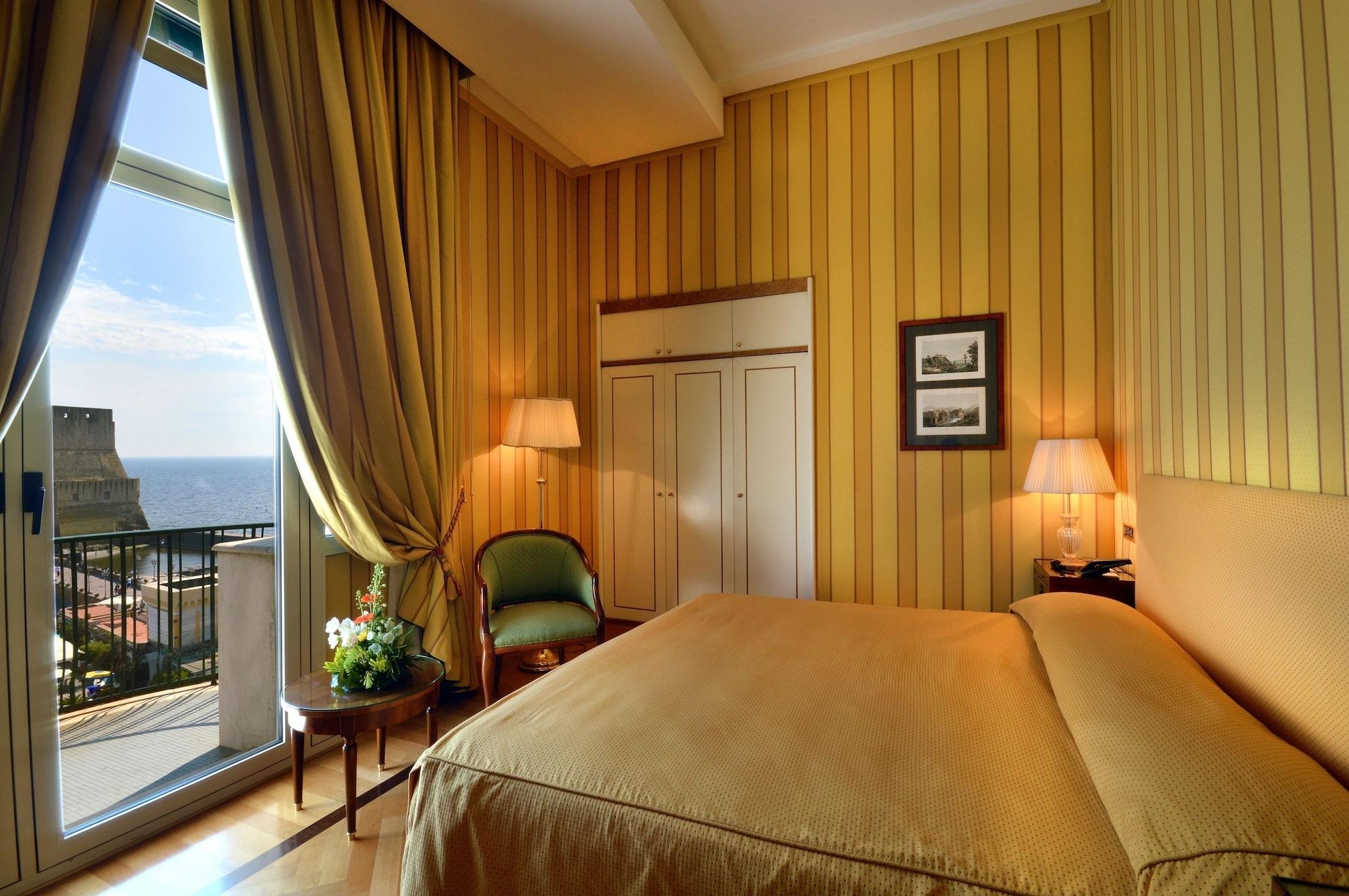 Grand Vesuvio Hotel 5*