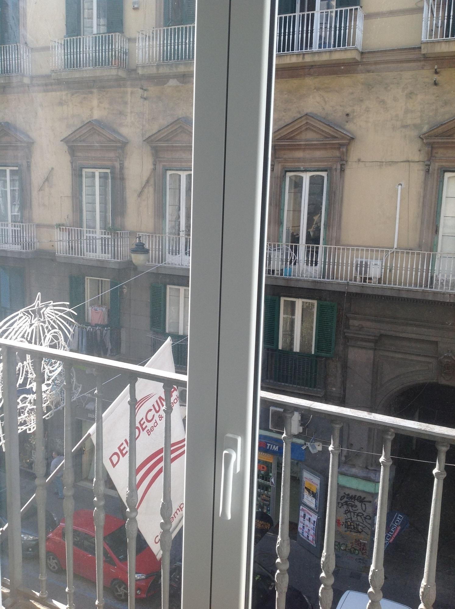 Bed & Breakfast Dei Decumani 3*
