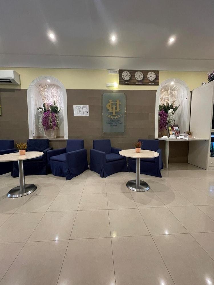 Capodichino International 4*