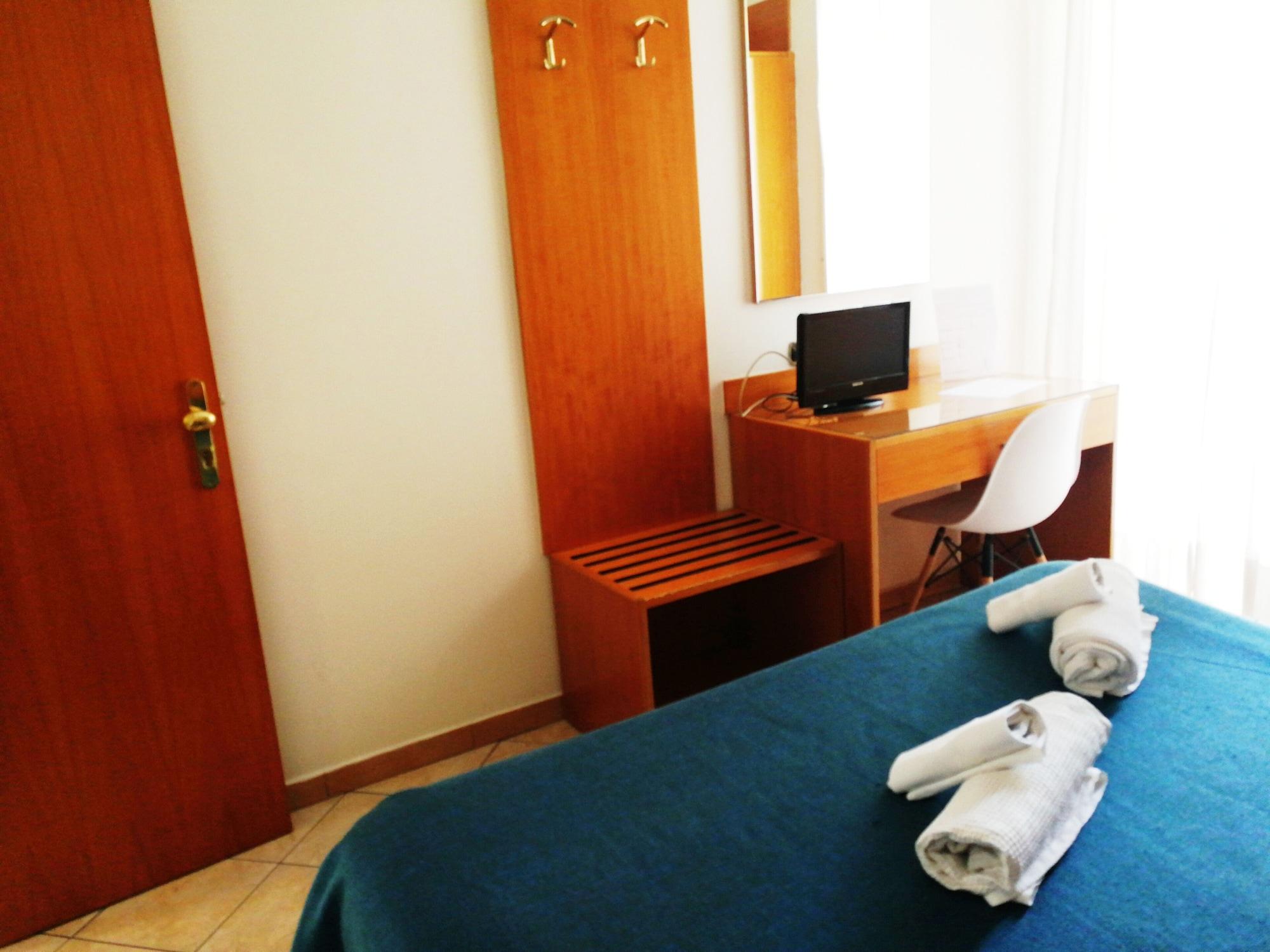 Zara Hotel 2*
