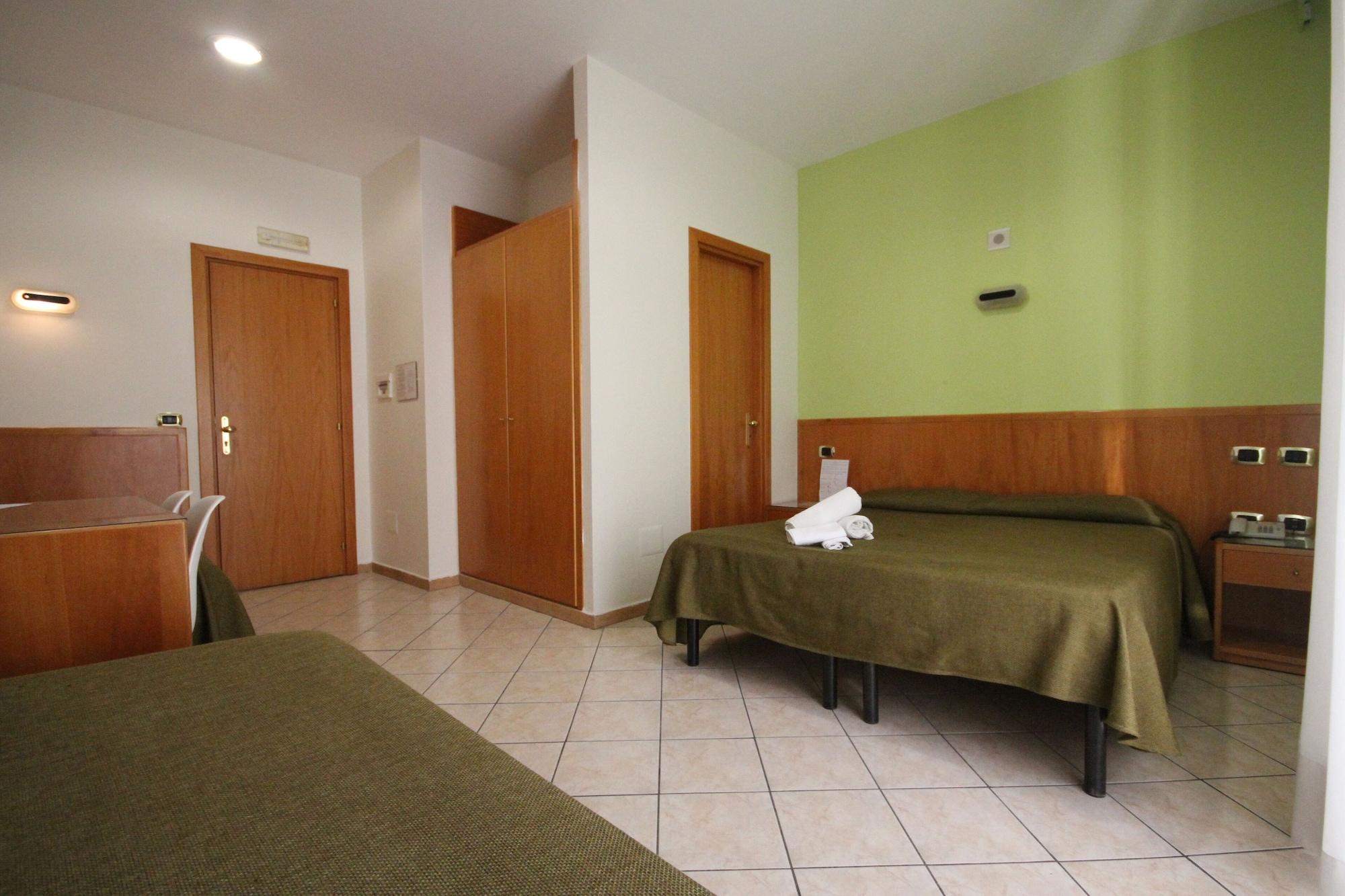 Hotel Zara Naples
