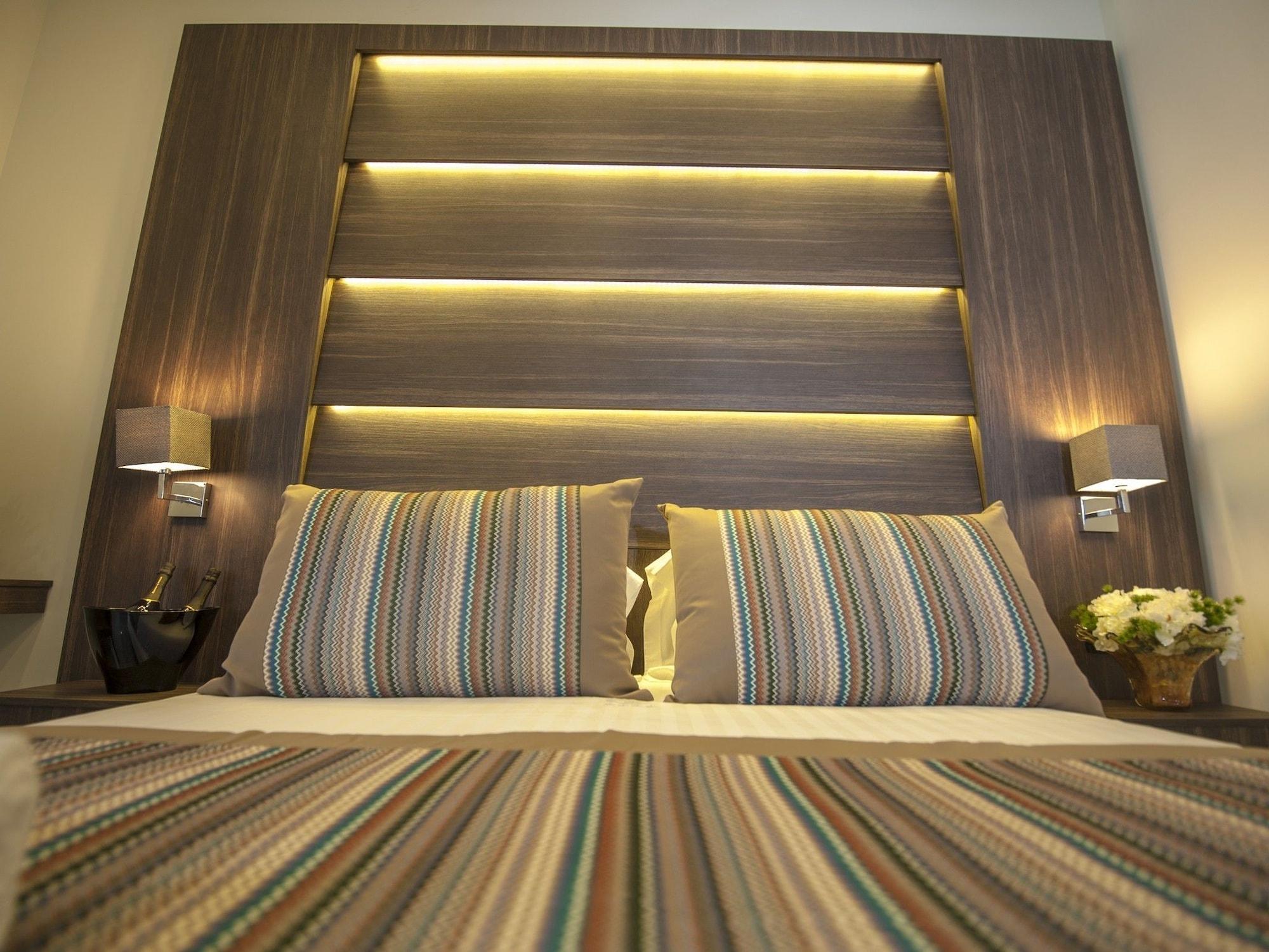 San Pietro 4* Naples