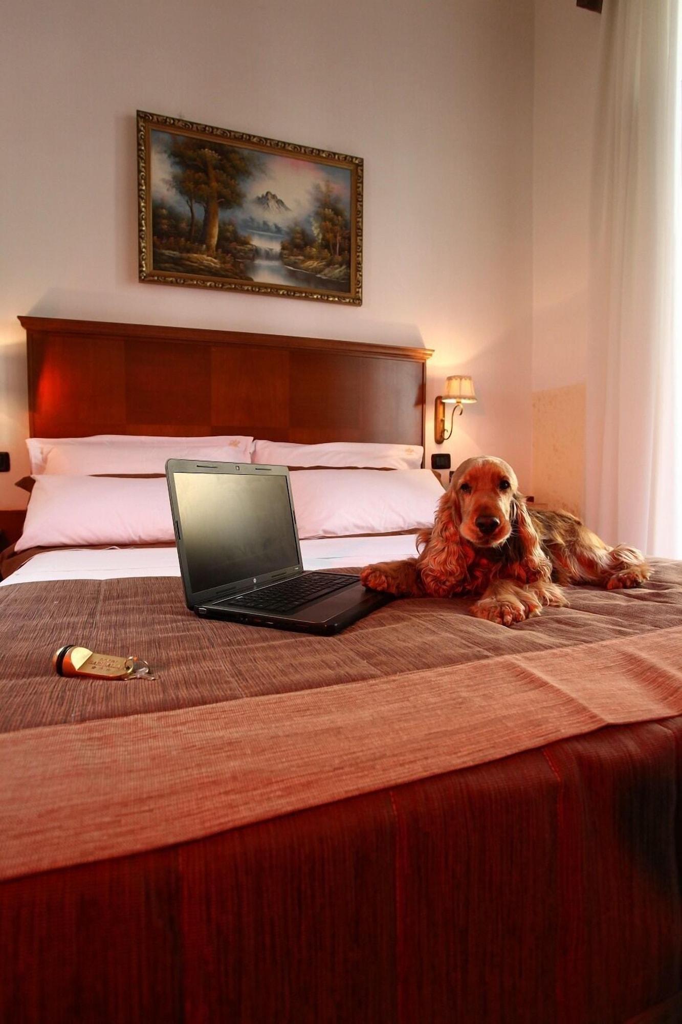 Garibaldi Hotel 3*