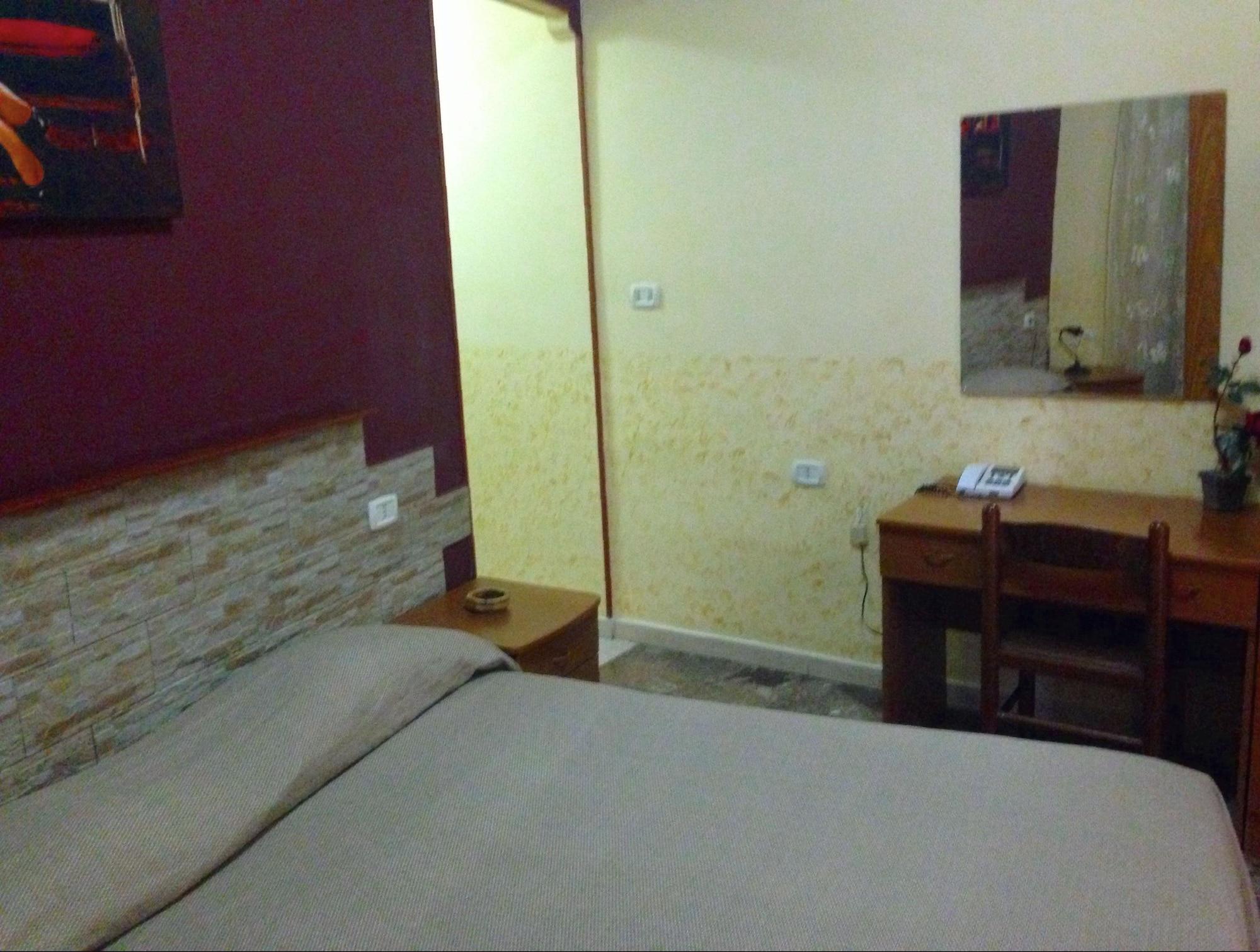 Poker Hotel 3*