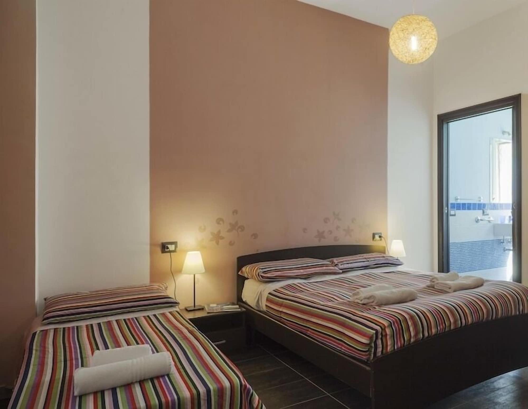 Hostel Of The Sun *
